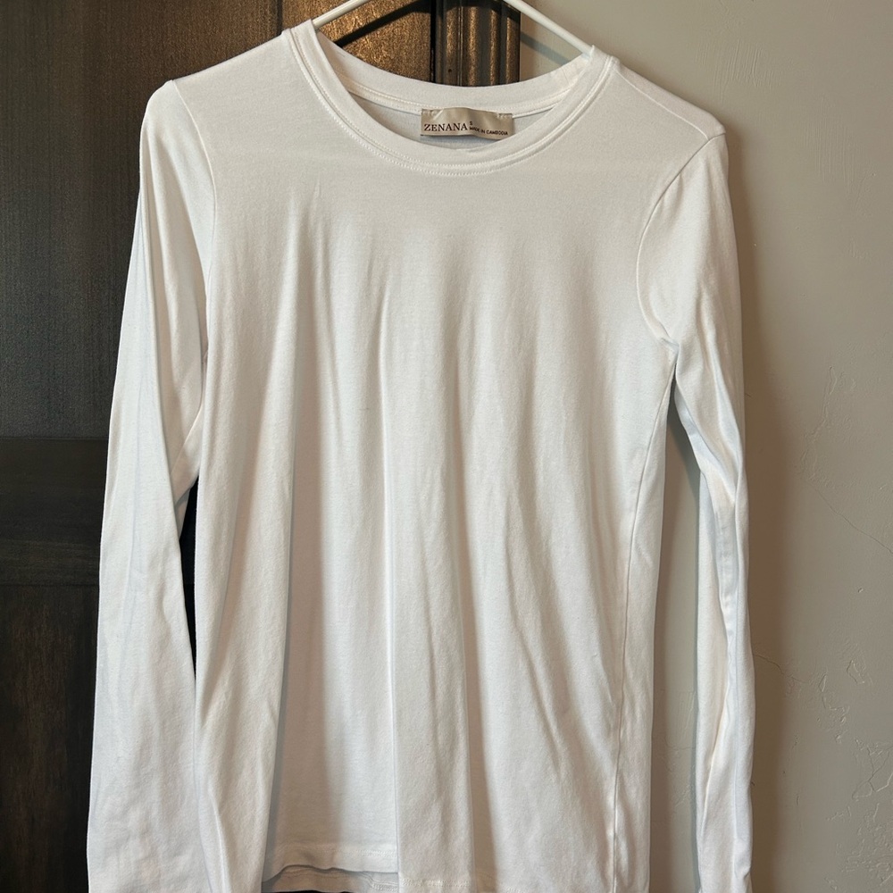 Zenana Outfitters Men's Classic White Long Sleeve Tee